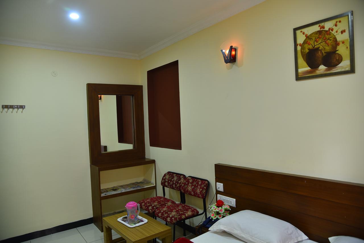 فندق كوديكانالفي  Ezhil Residency المظهر الخارجي الصورة